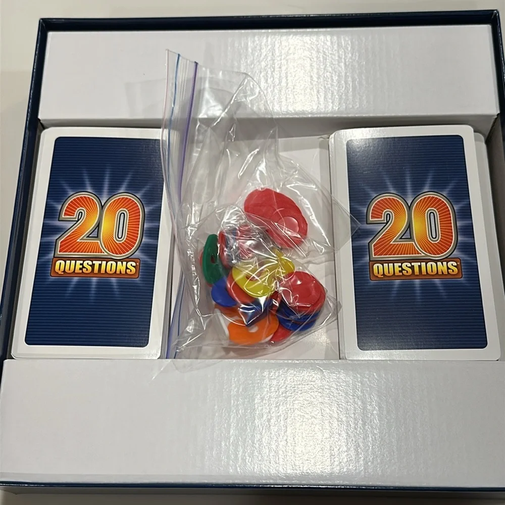 UNIVERSITY GAMES 20 Questions Board Game - Complete - NWOT